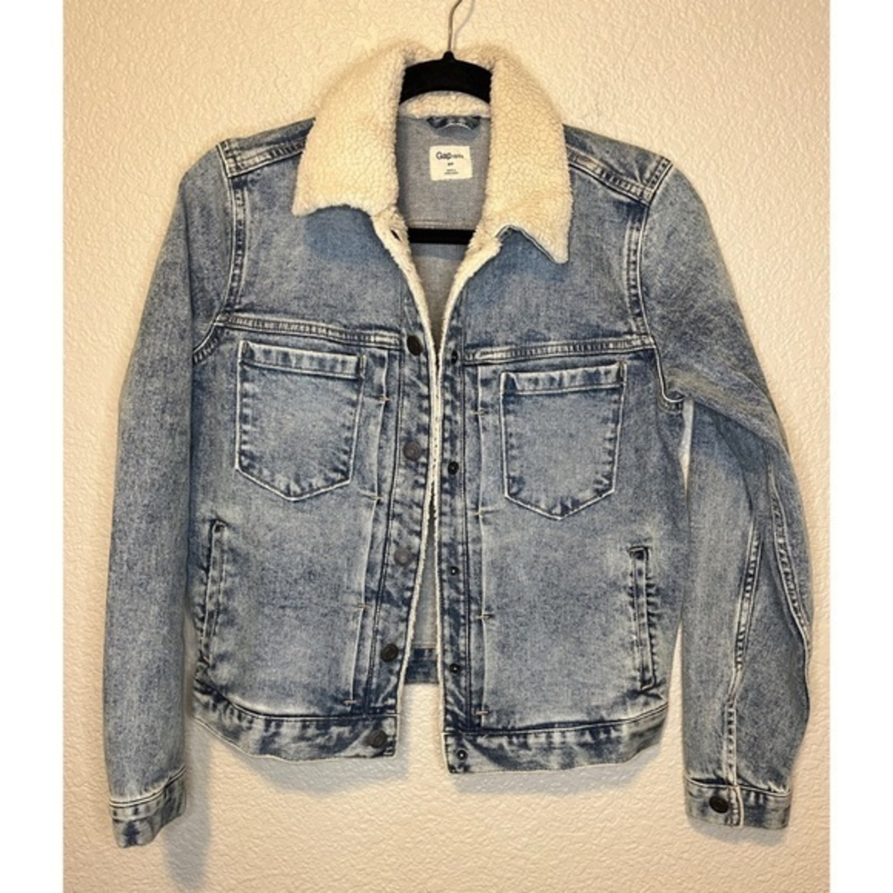 Gap Sherpa Lined Acid Wash Jean‎ Jacket Size Small